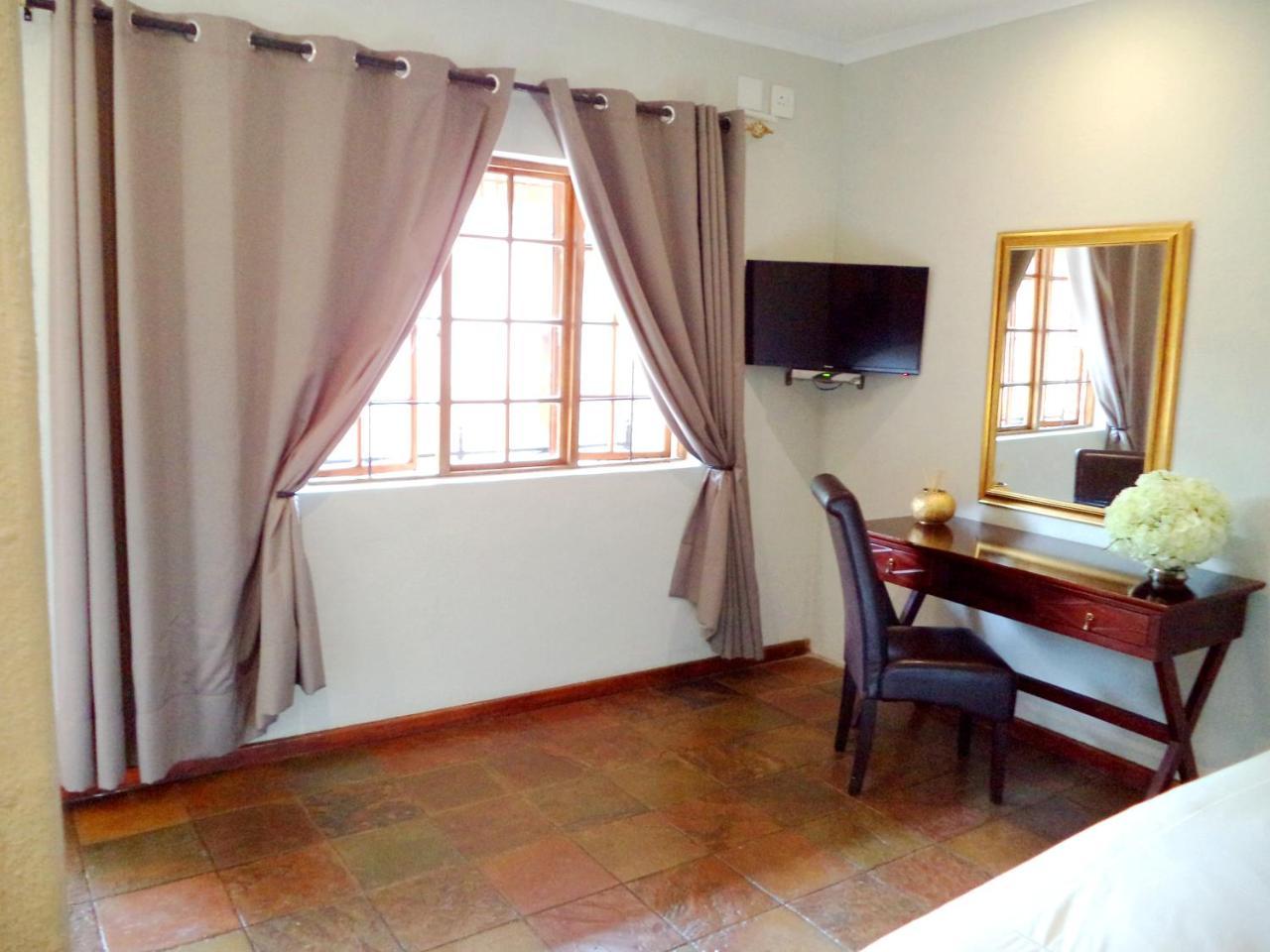 Belladona Guesthouse Mbombela Esterno foto