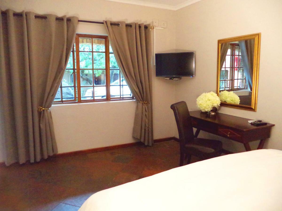 Belladona Guesthouse Mbombela Esterno foto